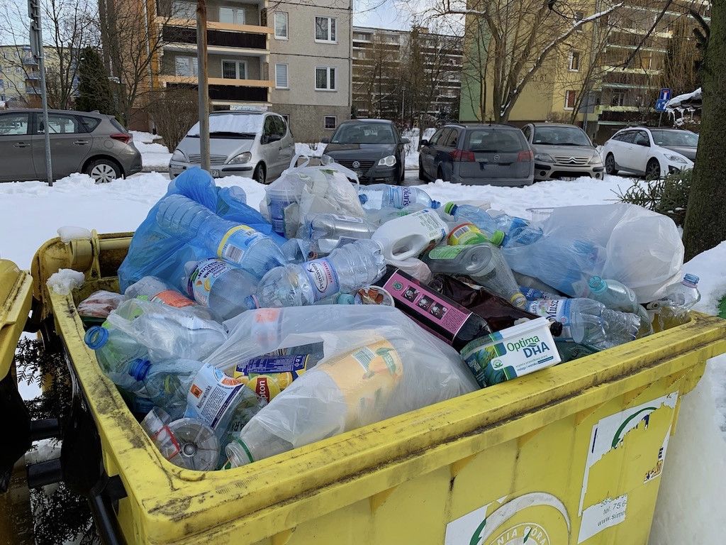 Jelenia Góra: Niby pełne, a puste