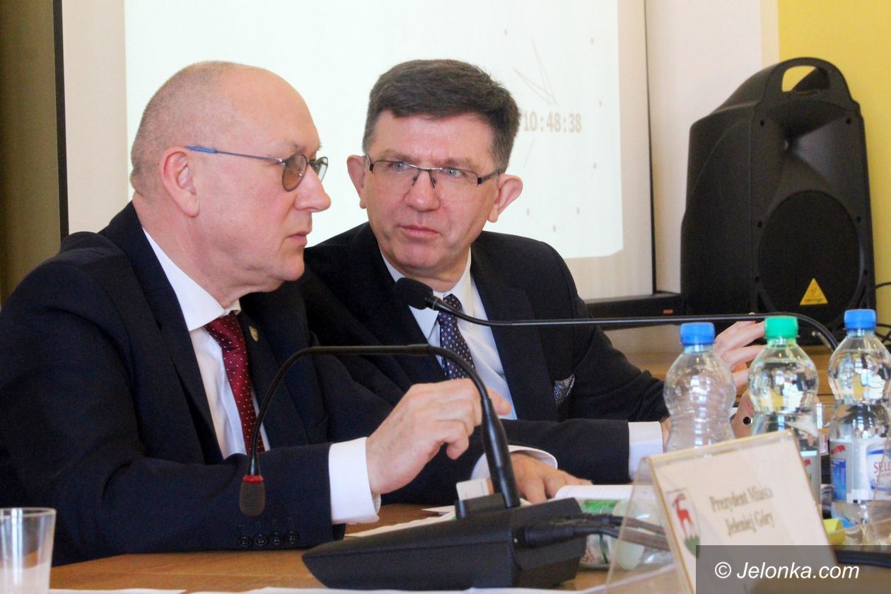 Jelenia Góra: Radni miejscy przyjęli kolejne uchwały
