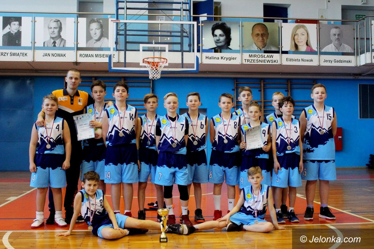 Jelenia Góra: Srebro również dla chłopców z SP 11