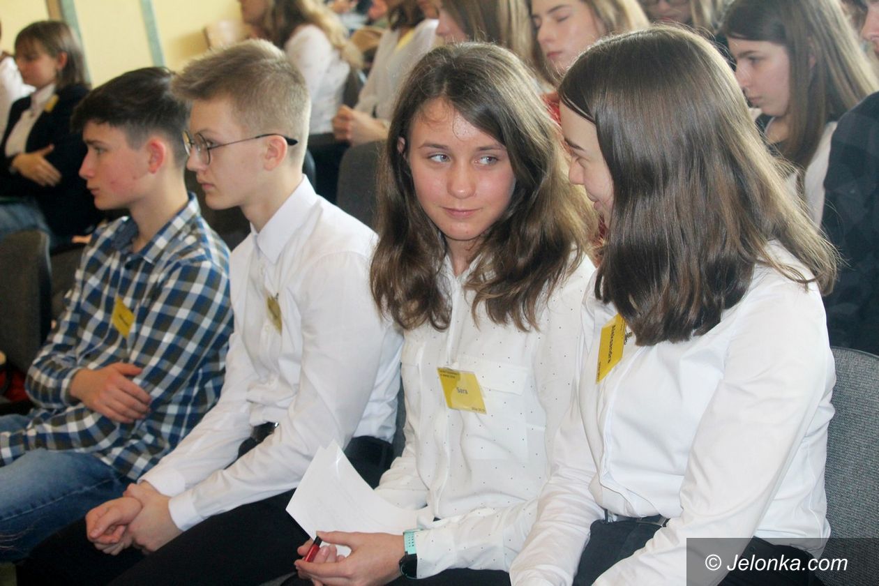 Jelenia Góra: Wykazali się znajomością języków