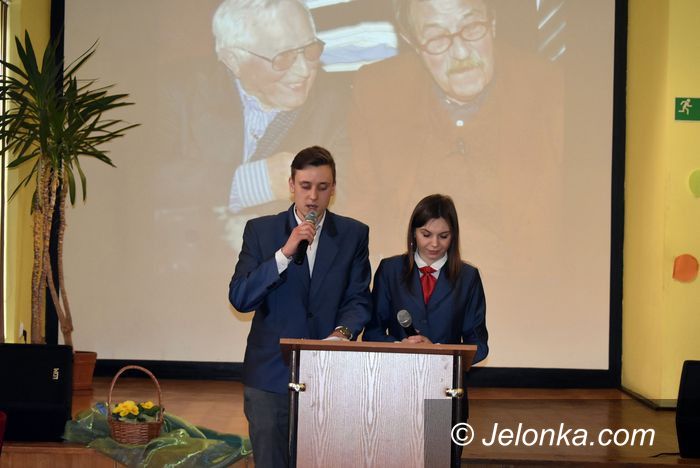 Jelenia Góra: Zmagali się z poezją Tadeusza Różewicza