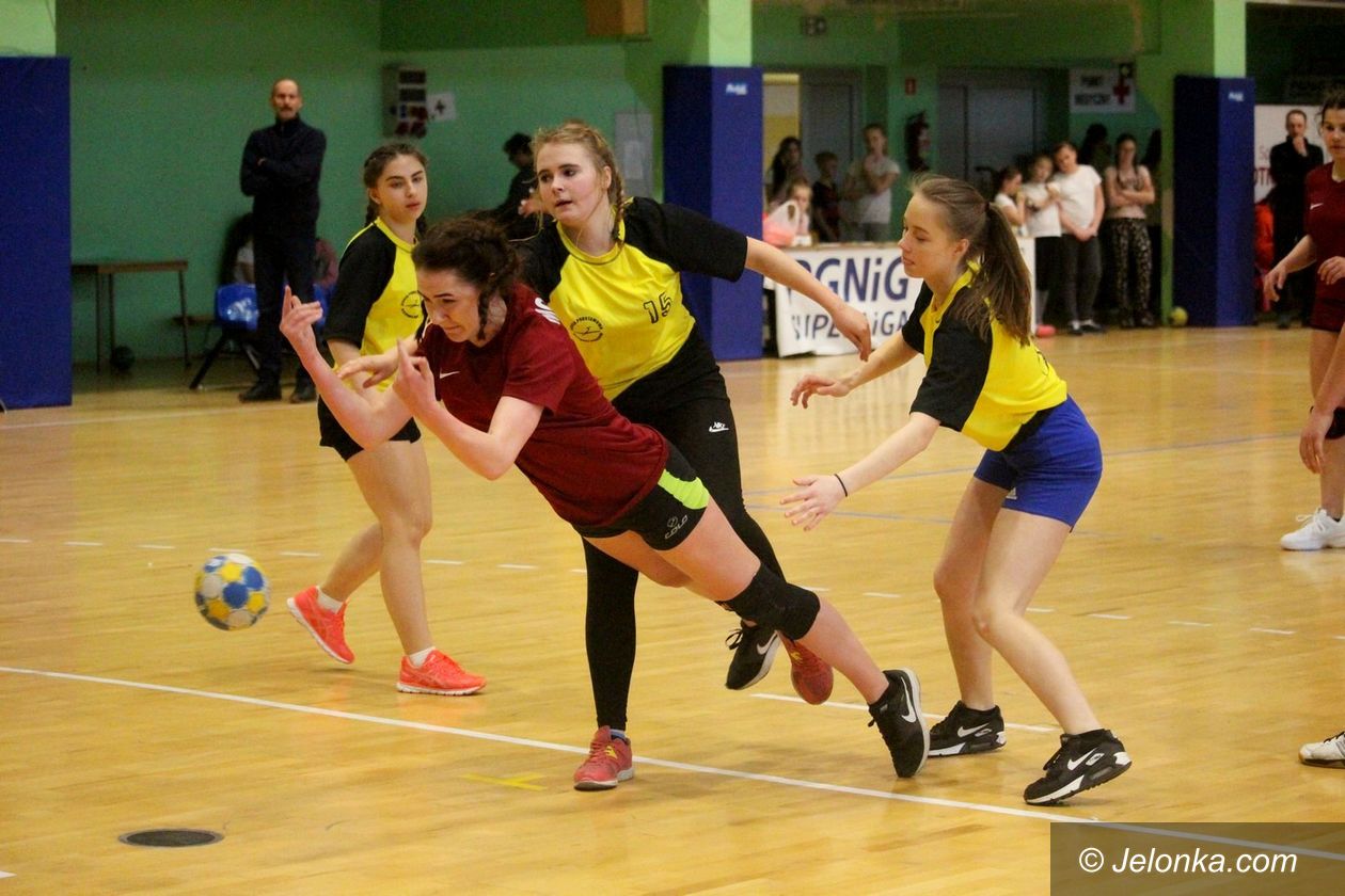 Jelenia Góra: W finale Żerom i Pisarzowice