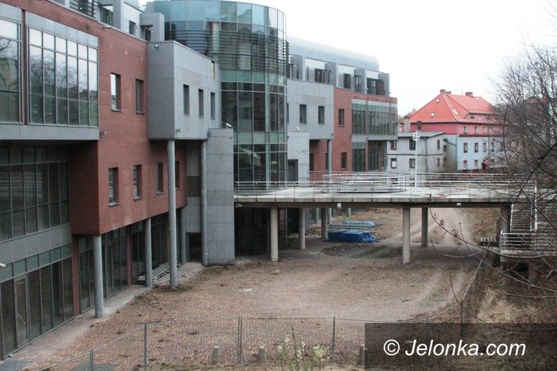 Jelenia Góra: Zamiast hotelu ruina