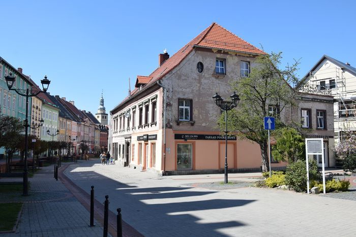 Kowary: Kamienice pięknieją