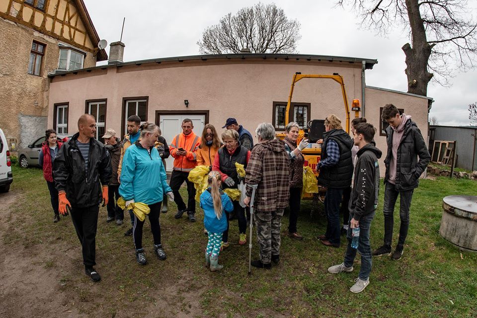 Karpniki: Sprzątanie Karpnik