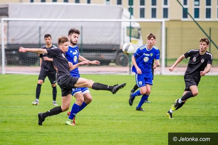 Jelenia Góra: Będą szlifować formę w Portugalii