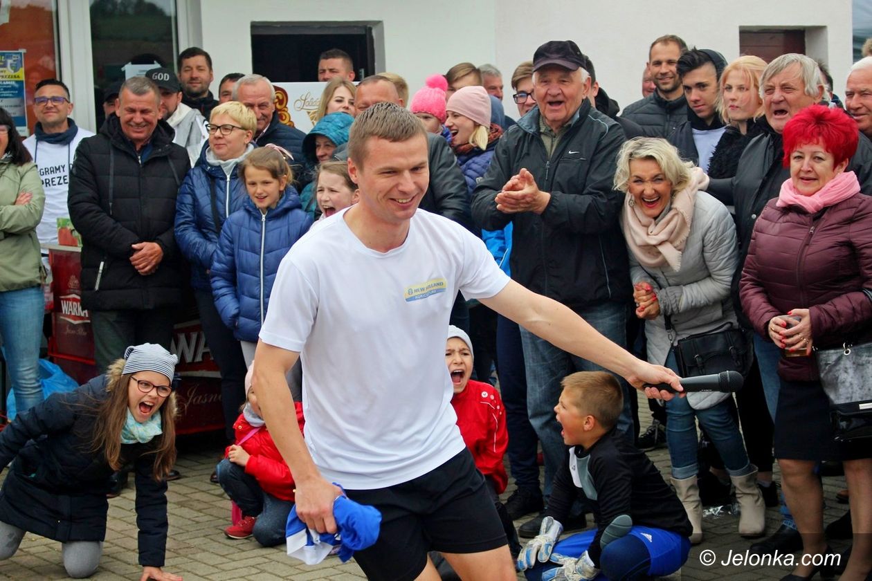 Jeżów Sudecki: Wszyscy razem dla prezesa!