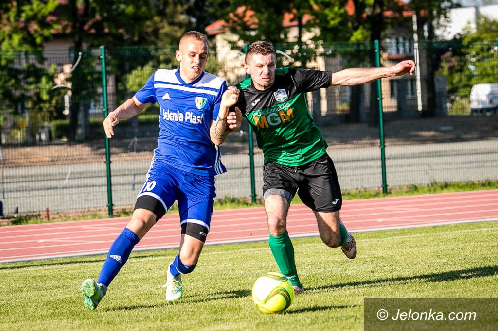 Jelenia Góra: BKS walczy o życie