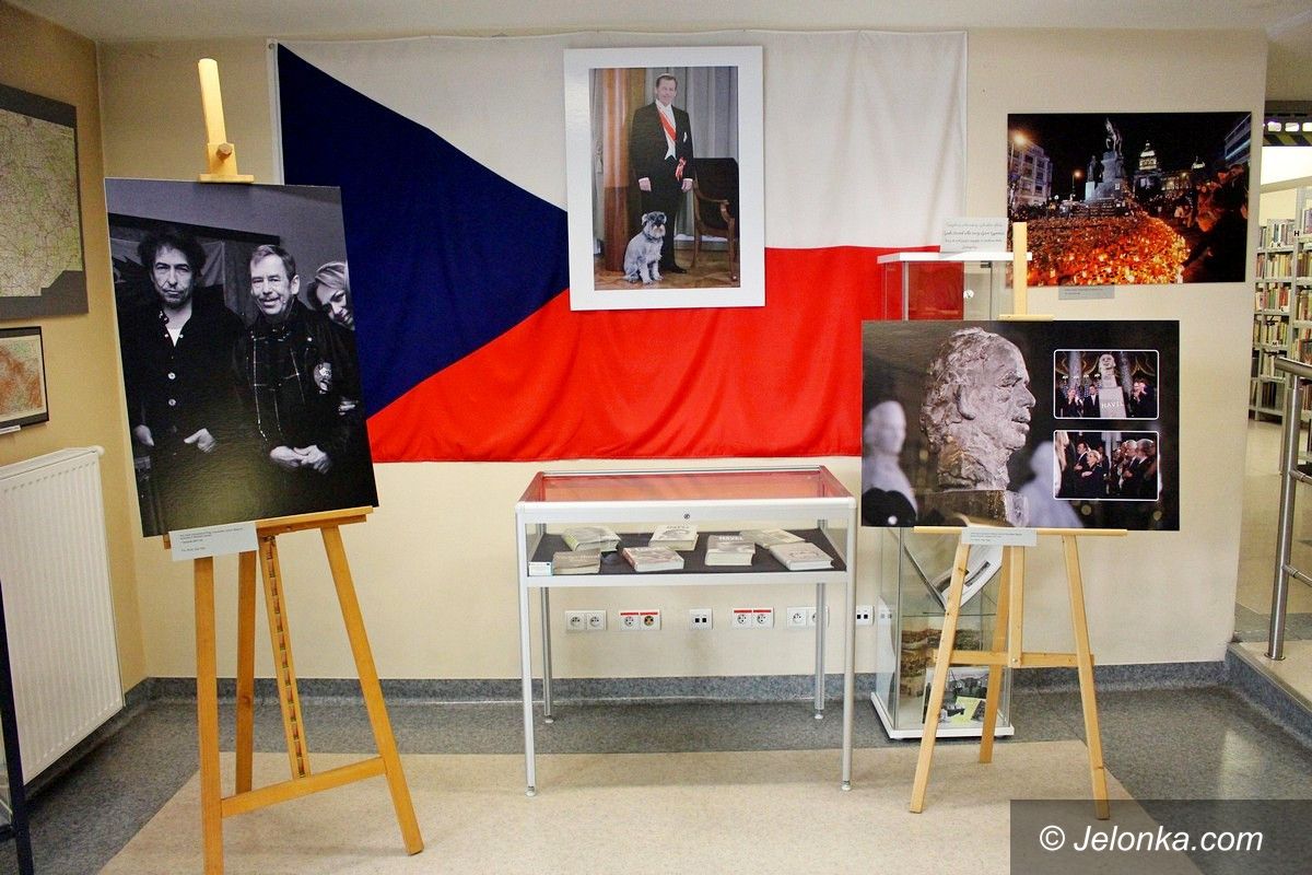 Jelenia Góra: Vaclav Havel na fotografiach