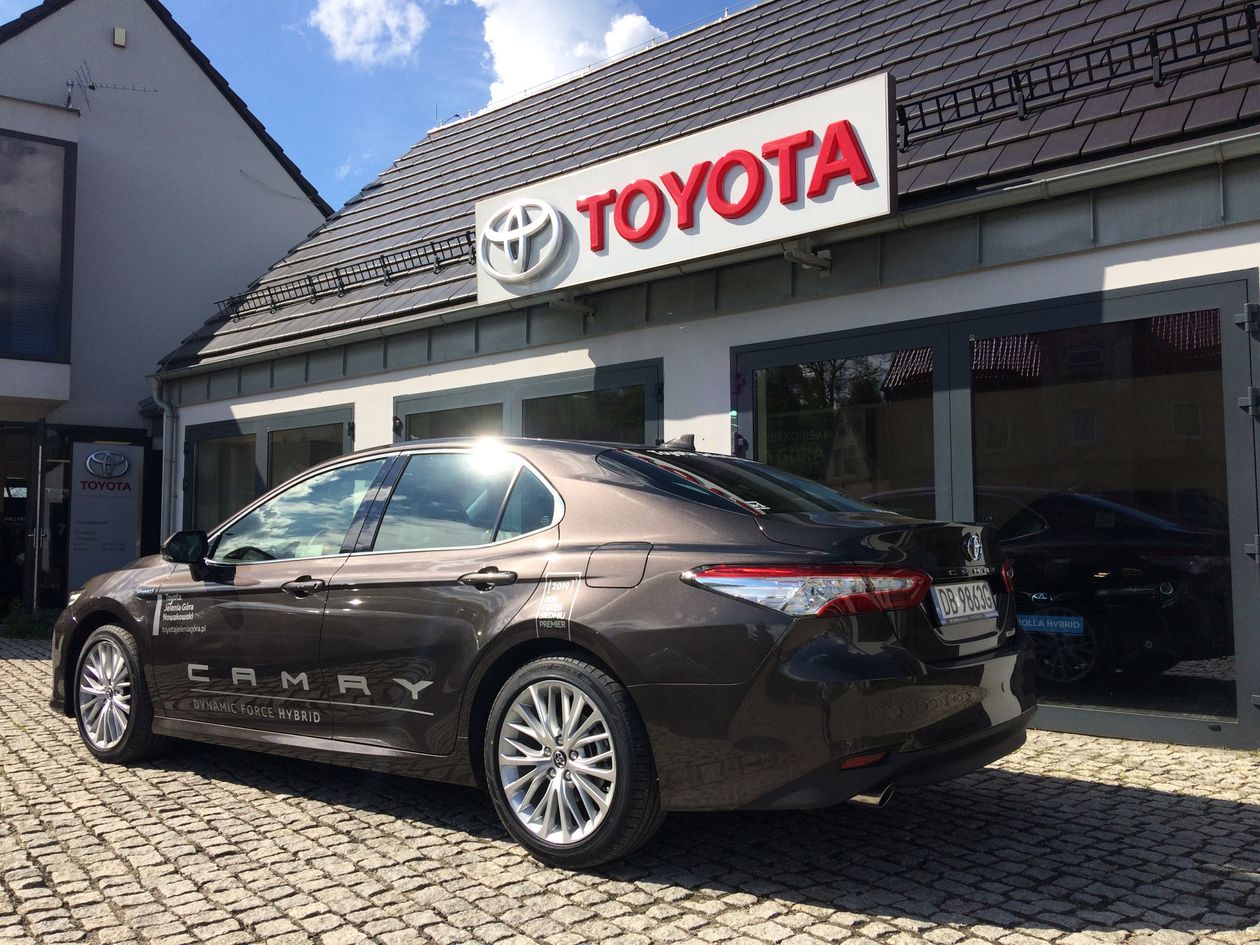 Jelenia Góra: Hit Toyoty! Wielki powrót Camry po 15 latach!
