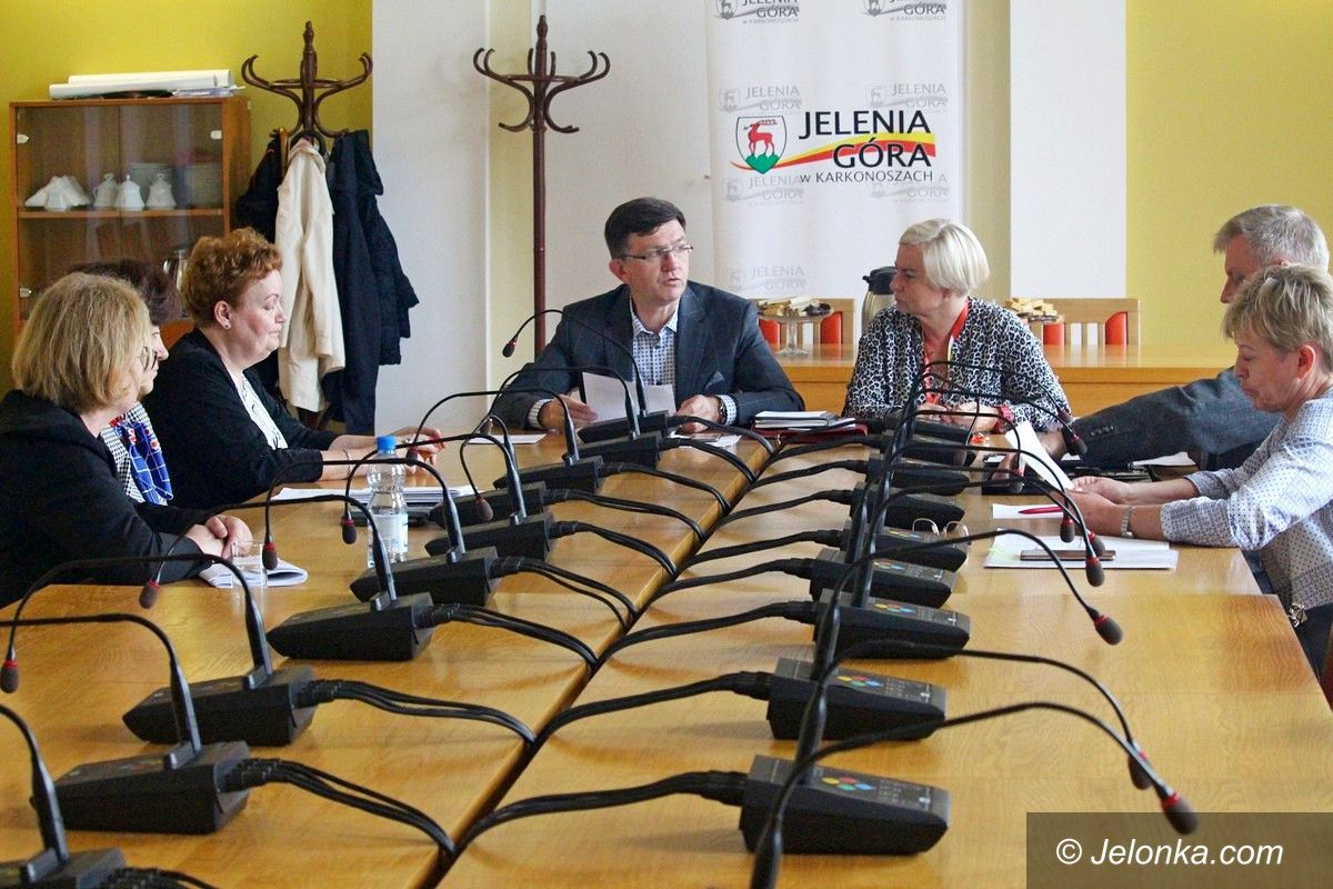 Jelenia Góra: Spóźnienie nie popłaca