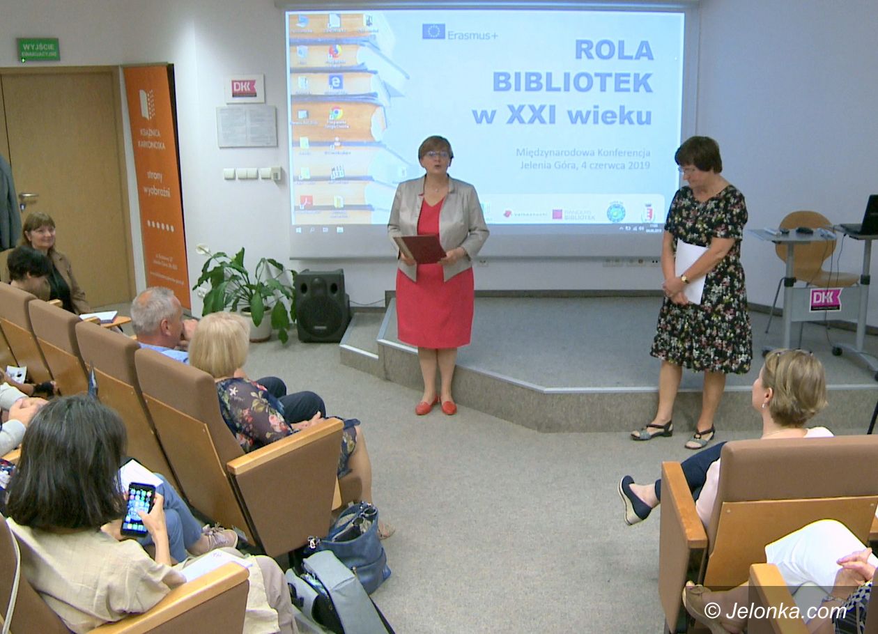 Jelenia Góra: O bibliotekach w bibliotece