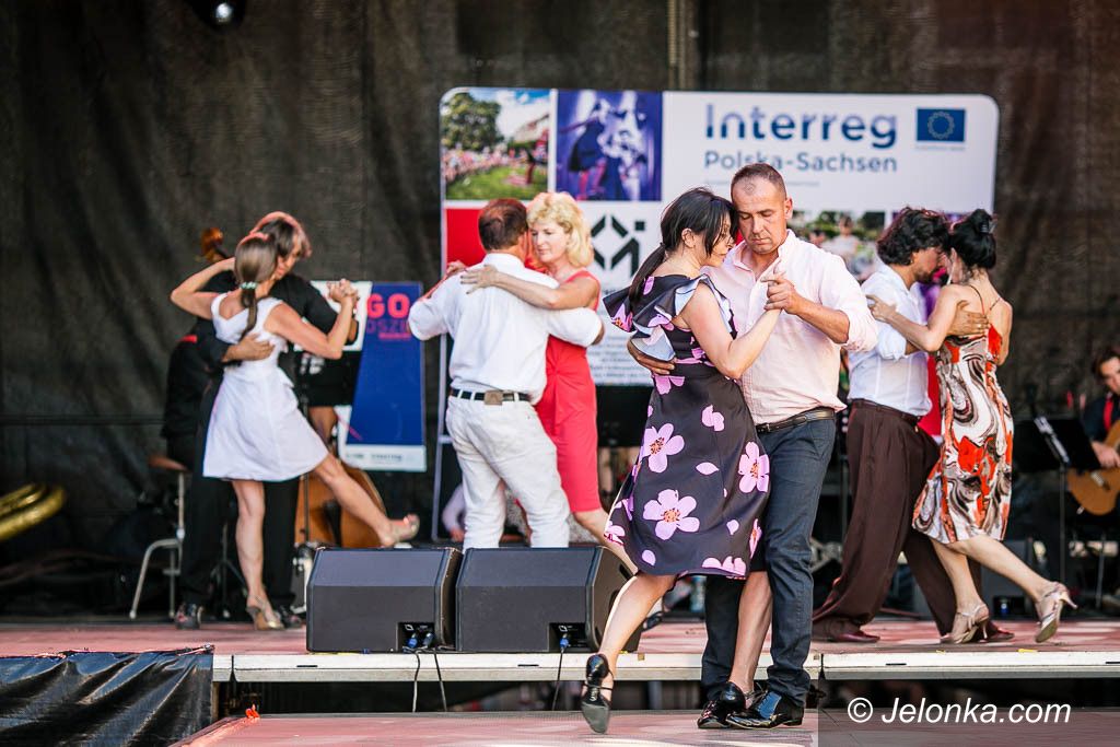 Jelenia Góra: Tango pod Ratuszem!