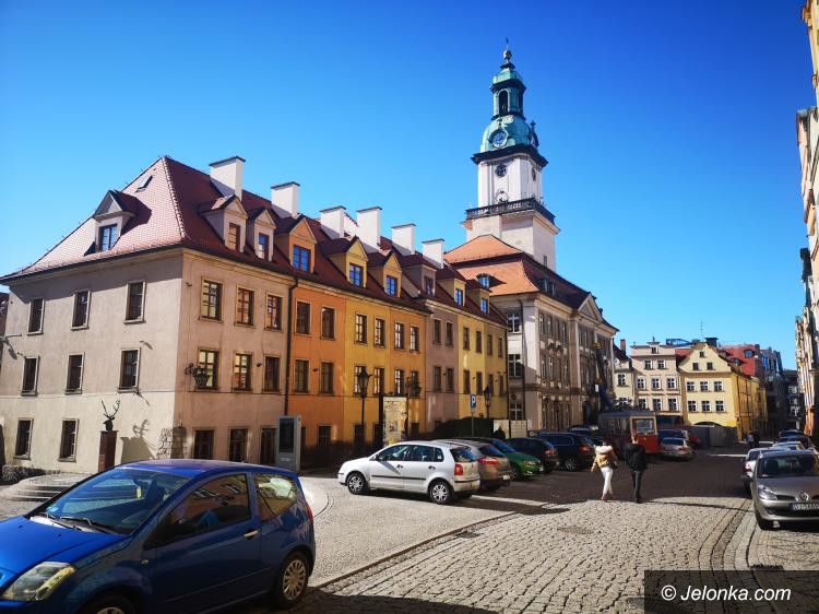 Jelenia Góra: W SP 11 nadal bez rozstrzygnięcia