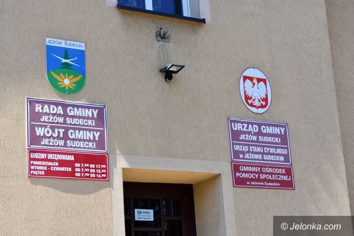 Siedlęcin: Remont w Domu Ludowym w Siedlęcinie