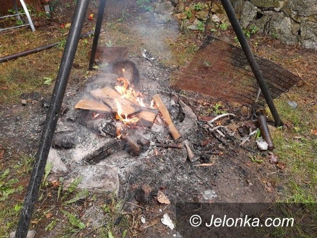 Jelenia Góra: Wypalał kable, dostał mandat