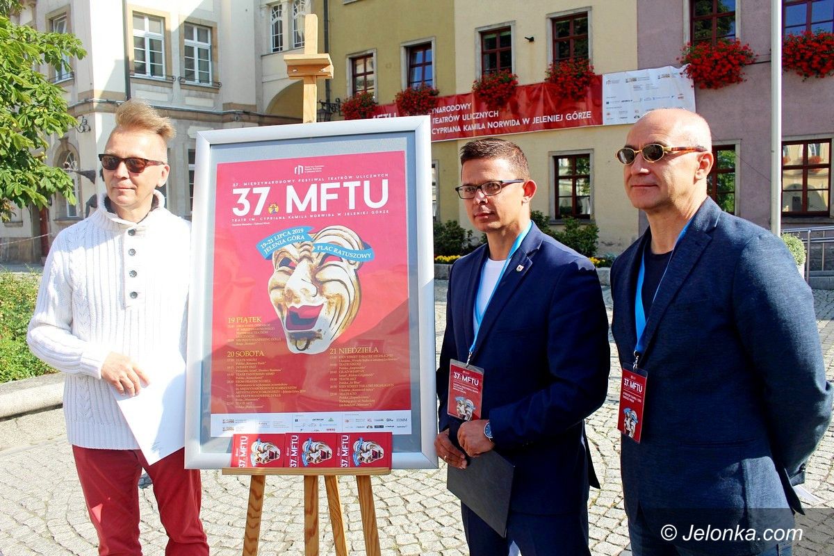 Jelenia Góra: Już dzisiaj teatr wyjdzie do ludzi!