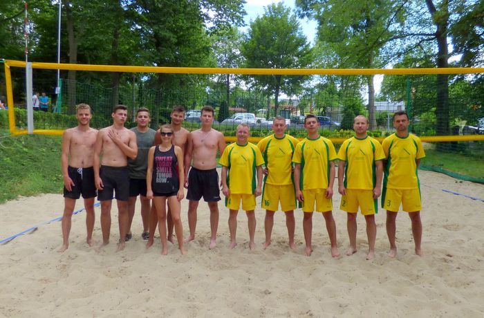 Zachełmie: Staniszów najlepszy w siatkówce plażowej