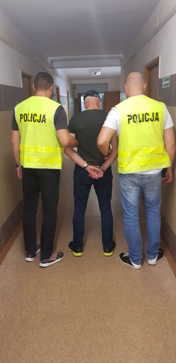 Jelenia Góra: Napadli, okradli i przetrzymywali 2 dni