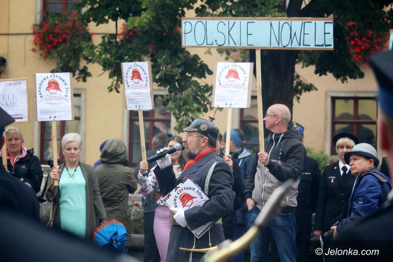 Jelenia Góra: Strażackie czytanie