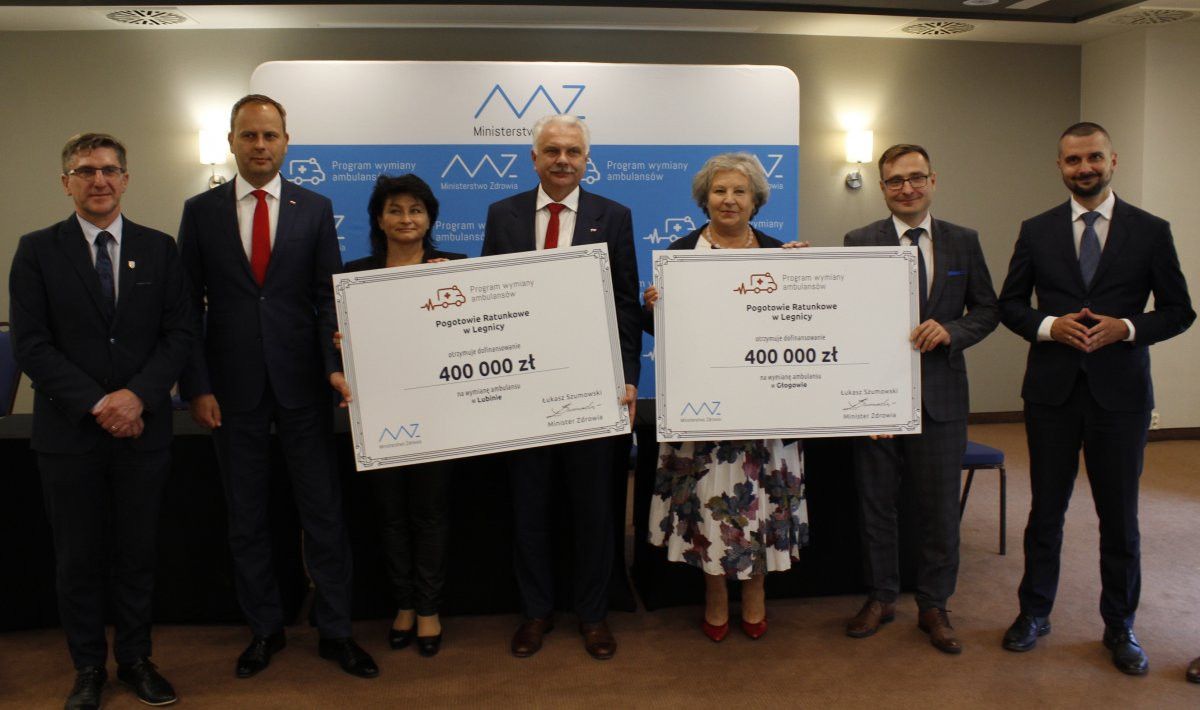 Region: Umowa na nowe karetki