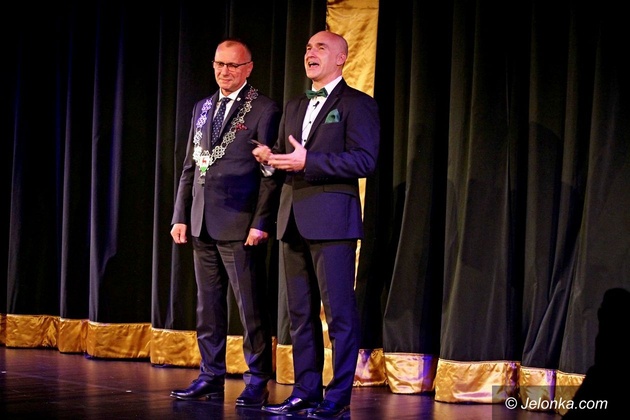 Jelenia Góra: Uroczysta sesja i otwarcie teatru