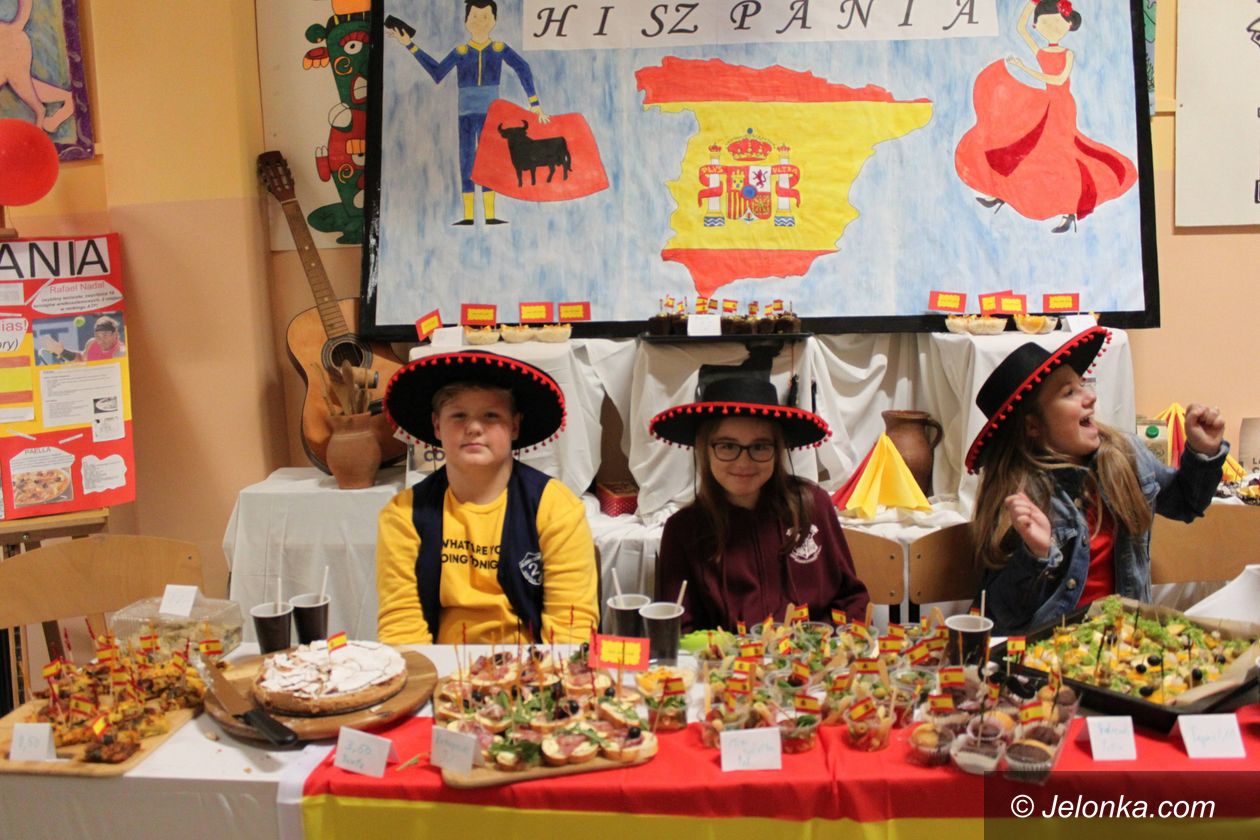 Jelenia Góra: Dzień języków obcych w SP 2