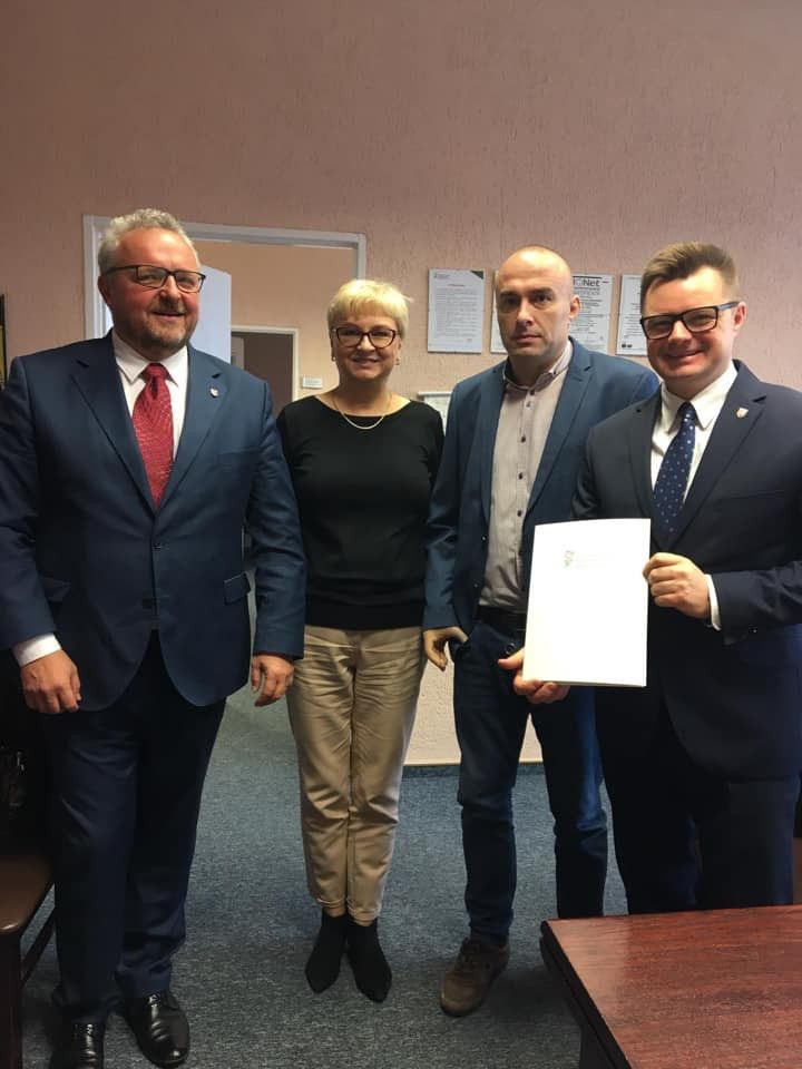 Kowary: Znikną bariery w podstawówkach