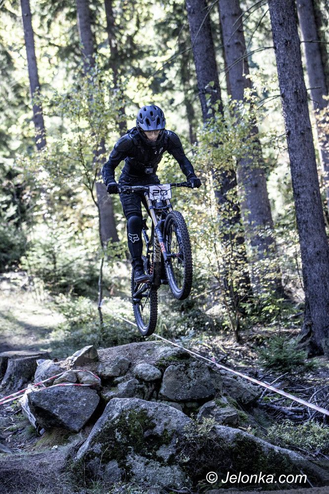 Jelenia Góra: IV Mistrzostwa Czerwonego Pantofla – Downhill Derby