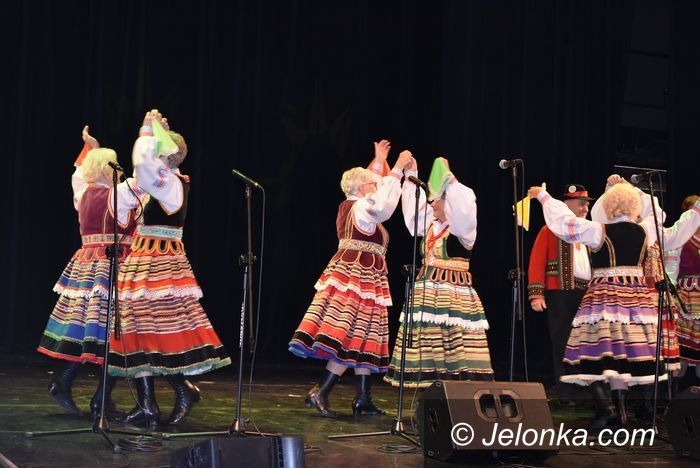 Jelenia Góra: Seniorzy na scenie