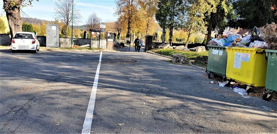 Kowary: Zmiany przed kowarskim cmentarzem