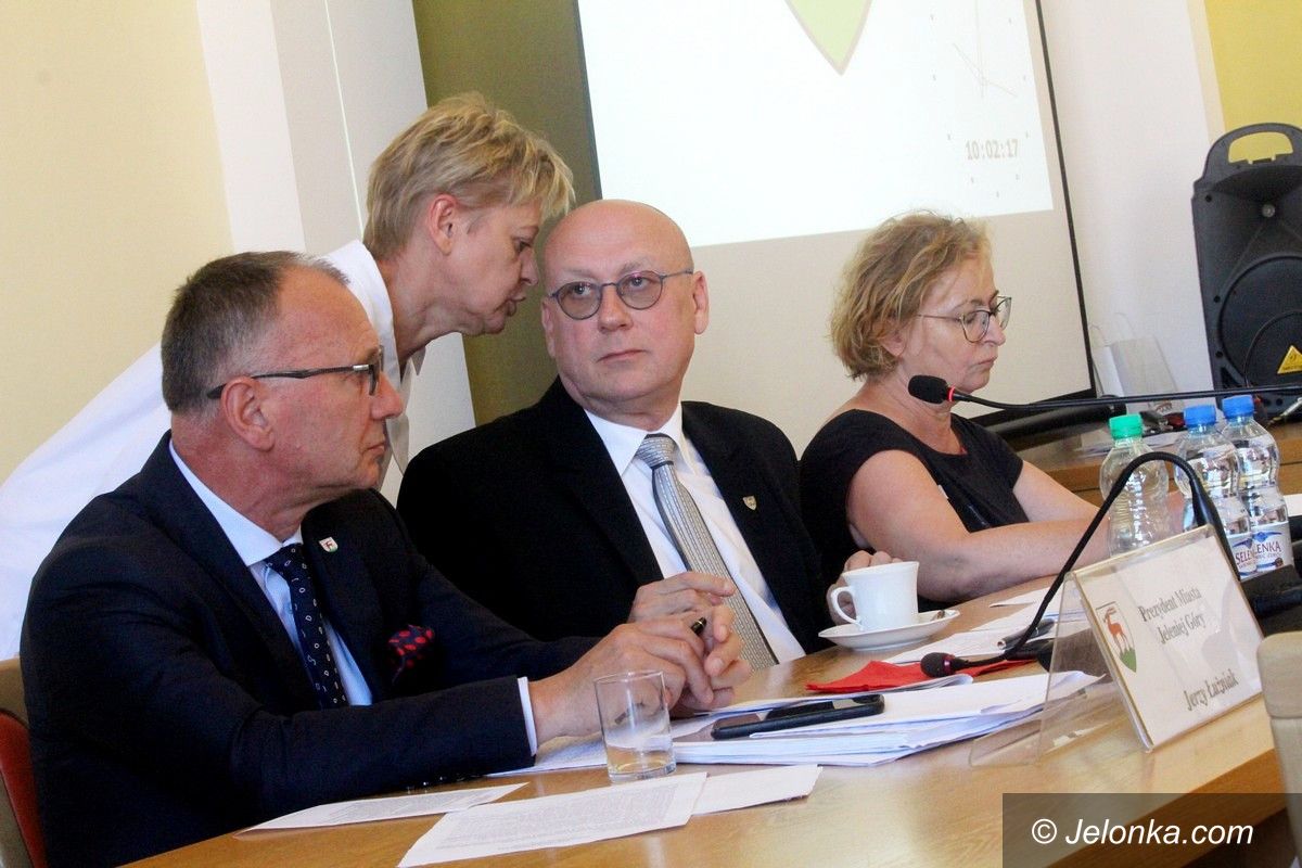 Jelenia Góra: Dzisiaj sesja Rady Miasta