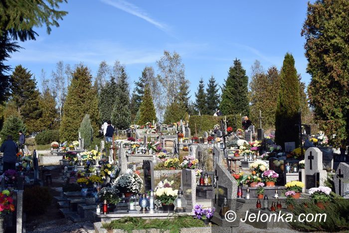 Janowice Wielkie: Święto na nekropoliach