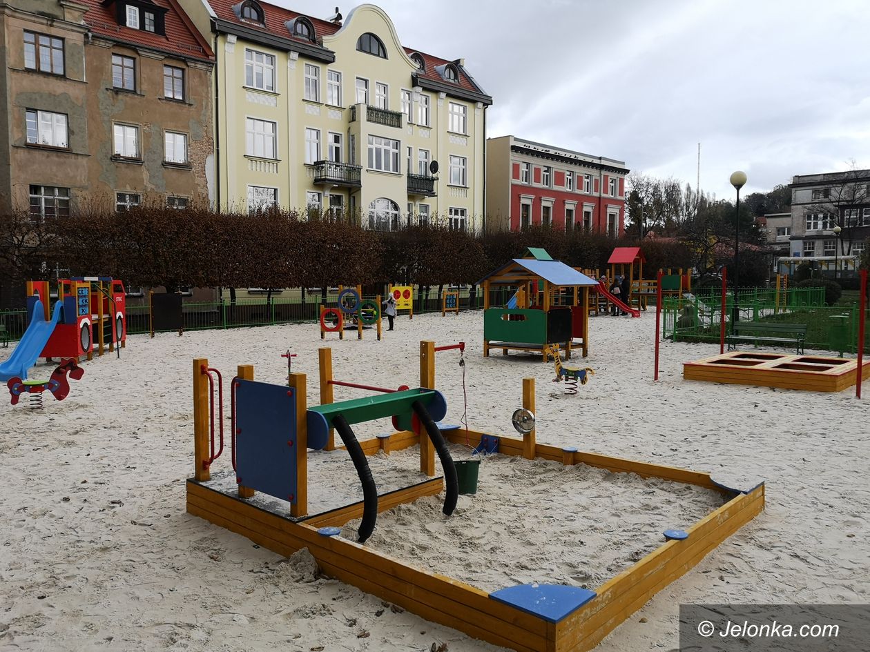 Jelenia Góra: Plac zabaw cieszy użytkowników