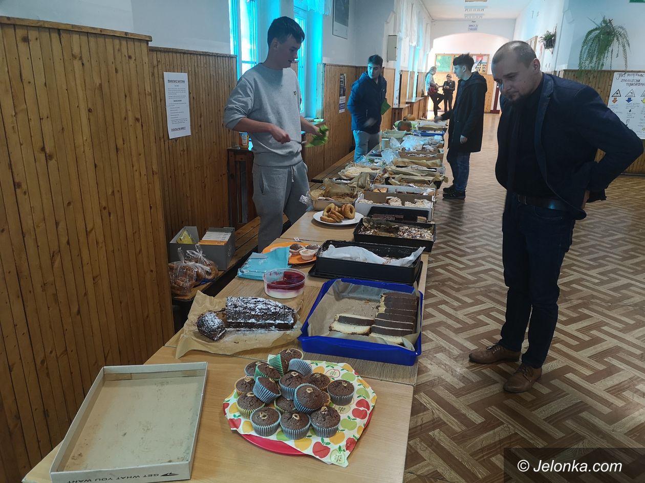 Jelenia Góra: Uczniowie Mechanika społecznie