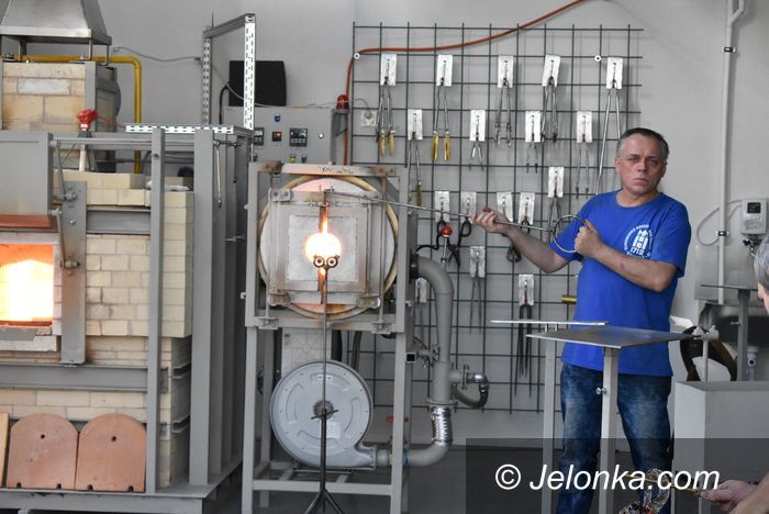 Jelenia Góra: O początkach hutnictwa szkła