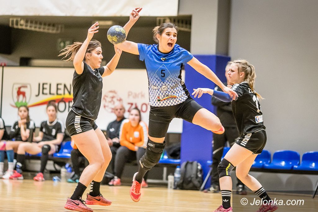 Jelenia Góra: "Na luzie jedną"