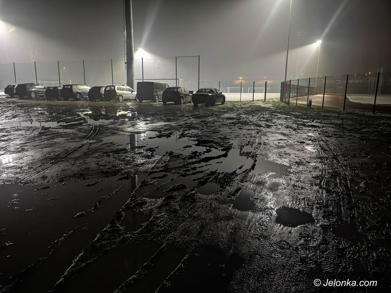 Jelenia Góra: Przy Złotniczej będzie chodnik do boiska