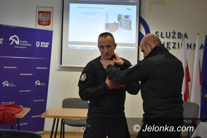 Jelenia Góra: Samoobrona dla urzędników