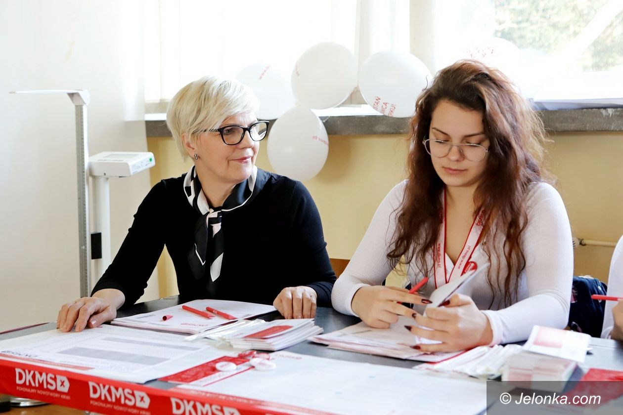 Jelenia Góra: Szczytna akcja w szkole