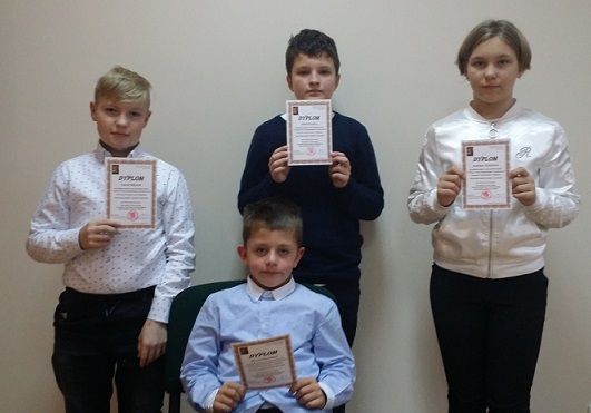 Jelenia Góra: Czterech recytatorów SP 7 w finale wojewódzkim