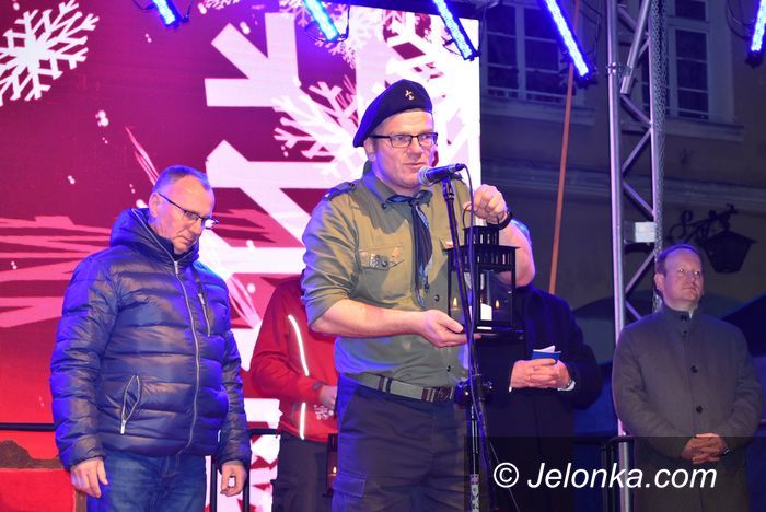 Jelenia Góra: Betlejemskie światełko dla jeleniogórzan
