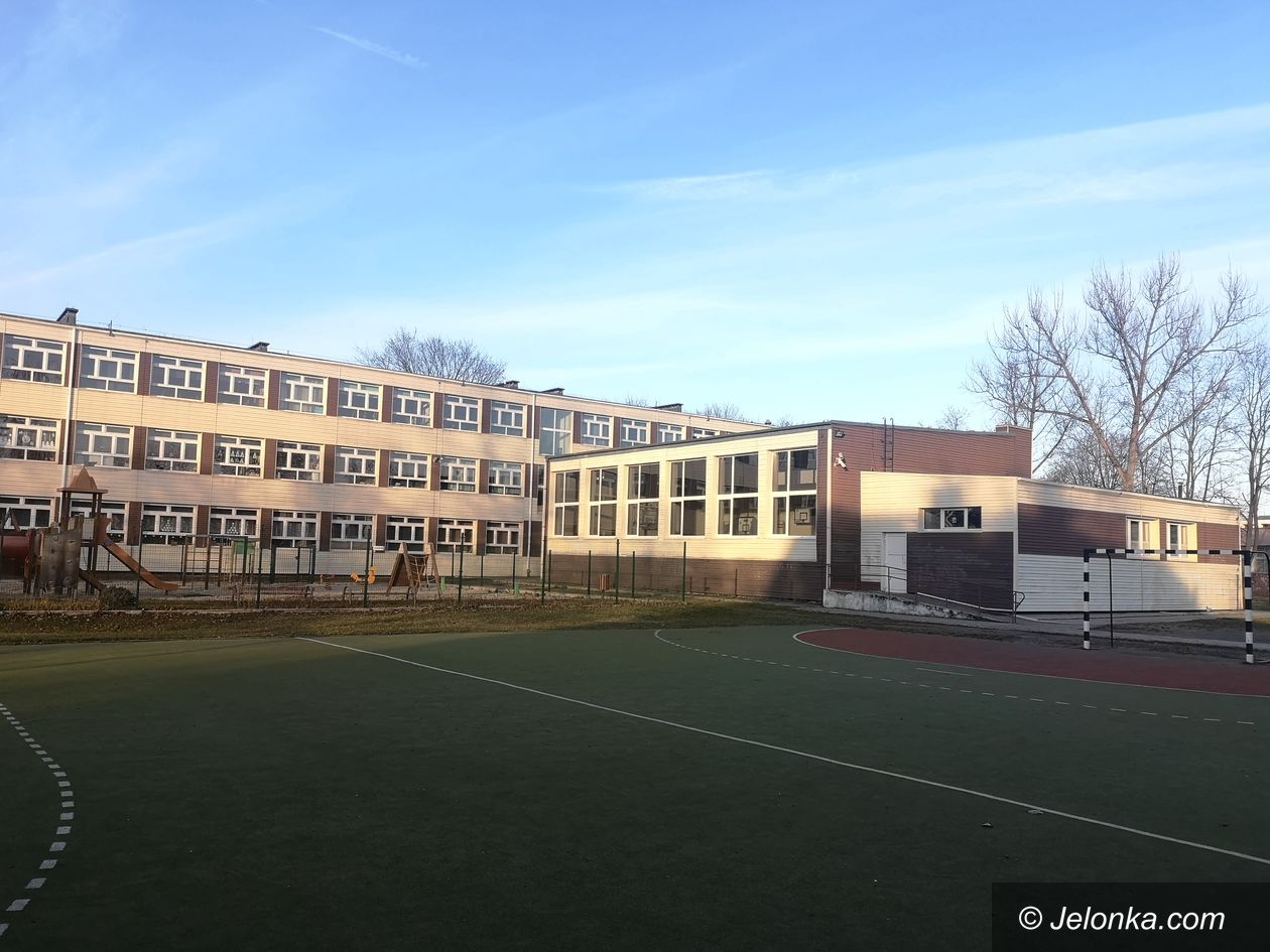 Jelenia Góra: Będzie hala przy SP 8?