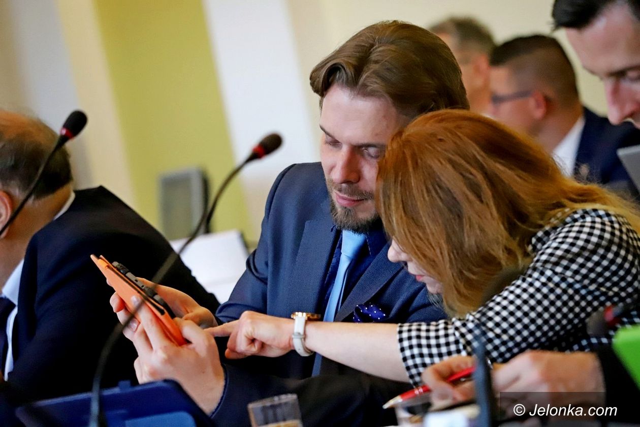 Jelenia Góra: Komentują budżet miasta