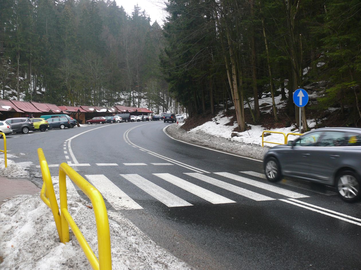 Region: Groźne przejście do Wodospadku Szklarki