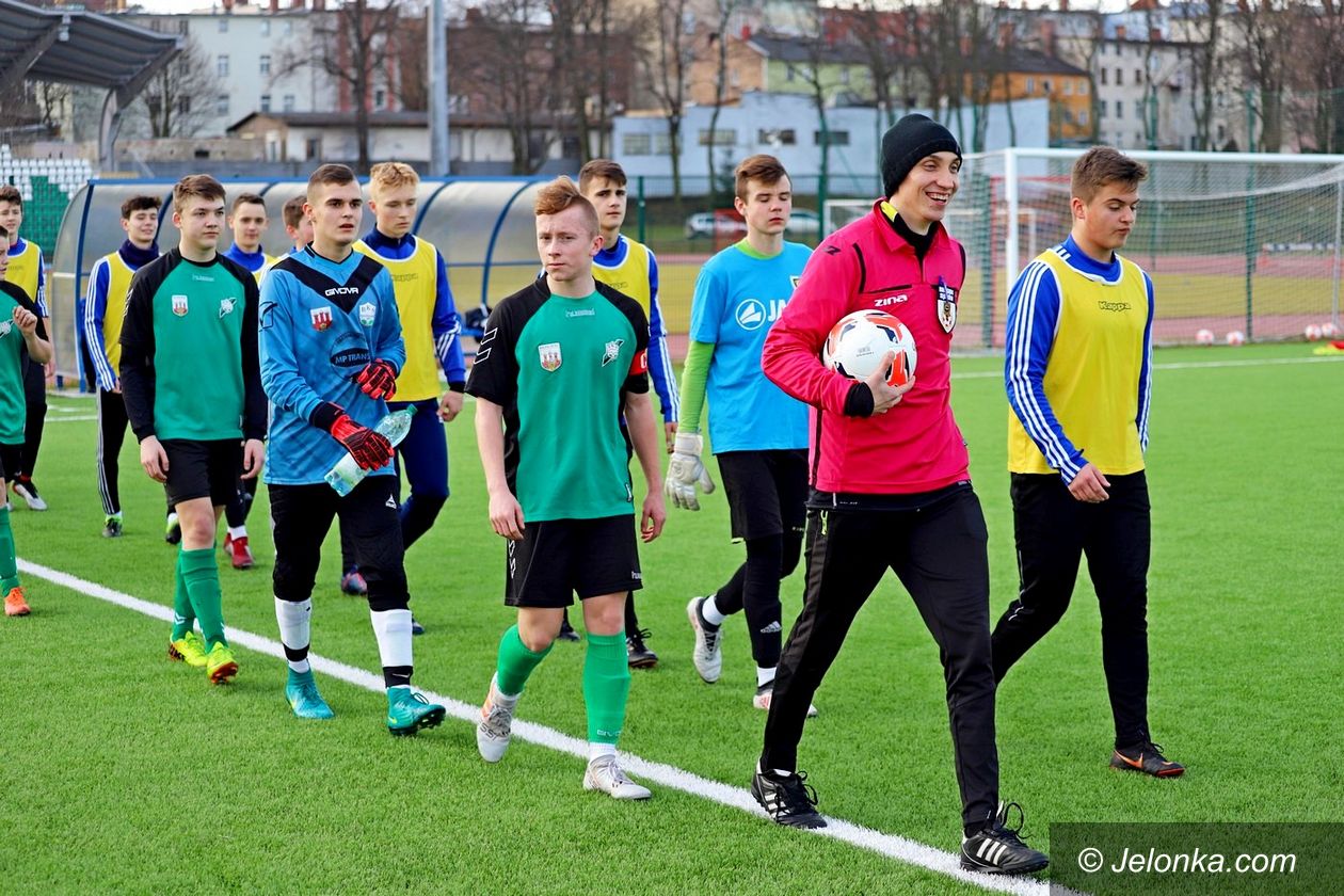 Jelenia Góra: Gładko z BKS–em
