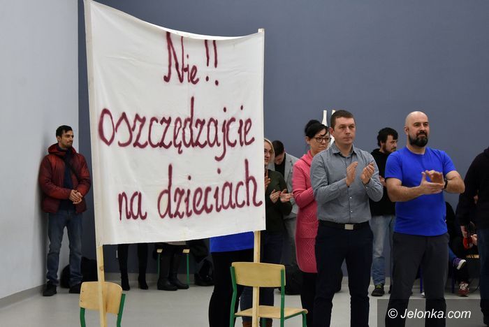 Sosnówka: Veto kuratora ws. szkoły