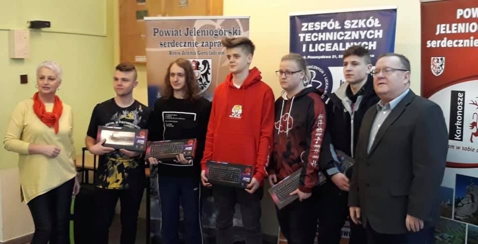 Piechowice: Turniej e–sportowy w Piechowicach