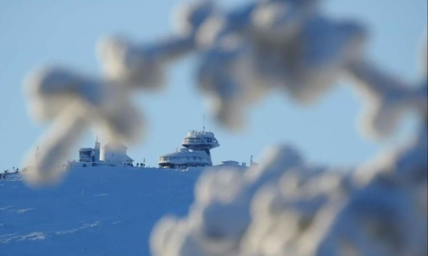 Karkonosze: Śnieżka znów otwarta