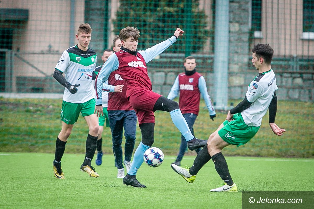 Jelenia Góra: Lotnik pokonał BKS